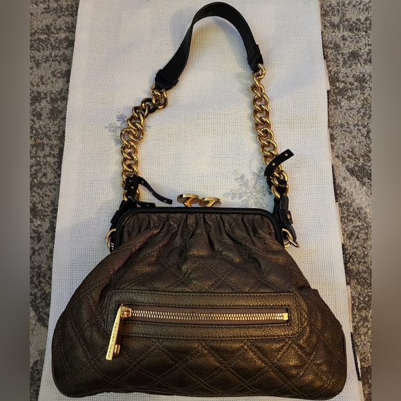 Marc Jacobs Stam Quilted Leather Bag with Gold Chain. - Picture 1 of 12